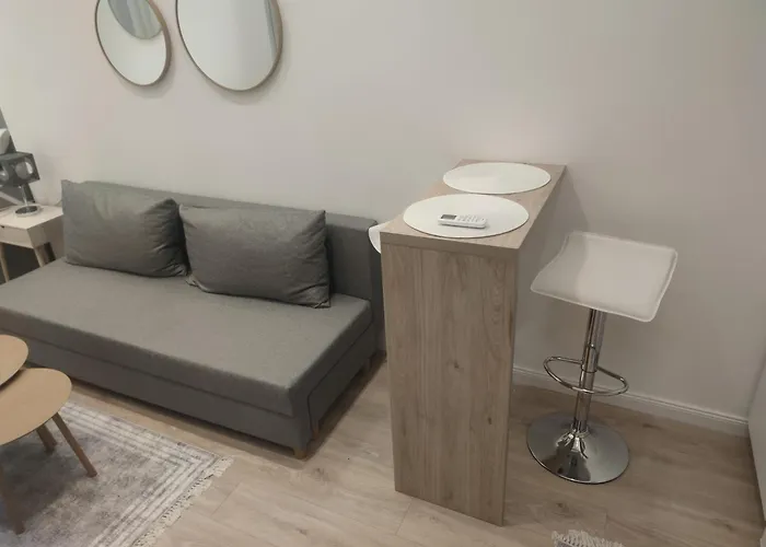 Hilandarska 2 בלגרד